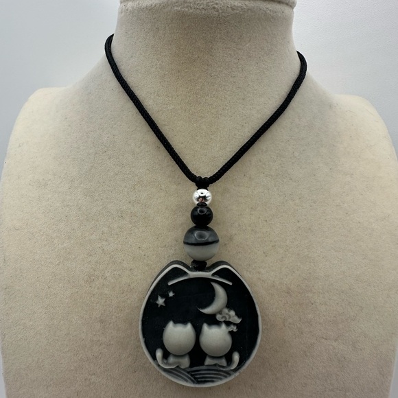 Tai Chi Stone Cat Design Pendant with Accent Beads on Black Adjustable Rope - Picture 8 of 9